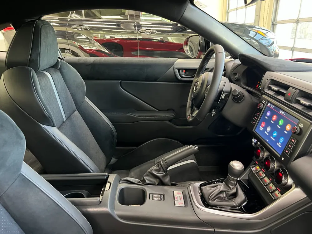 2022 Toyota 86 Premium Interior in Track Red 20